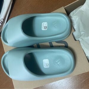 Yeezy Slide, size 5, salt color, fits 6.5 woman size